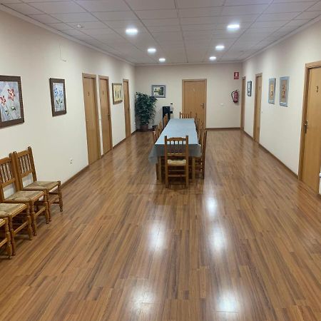 Hostal Restaurante El Roser La Llosa Bagian luar foto
